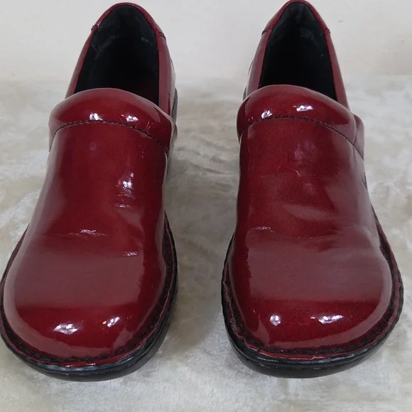 BOC Born Concepts Red Patent Clogs - Picture 3 of 10